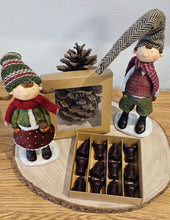 Charger l'image dans la galerie, Ecrin Bonbons de Noël fourrés