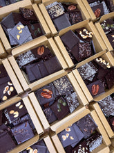 Charger l'image dans la galerie, Assortiment de napolitains garnis